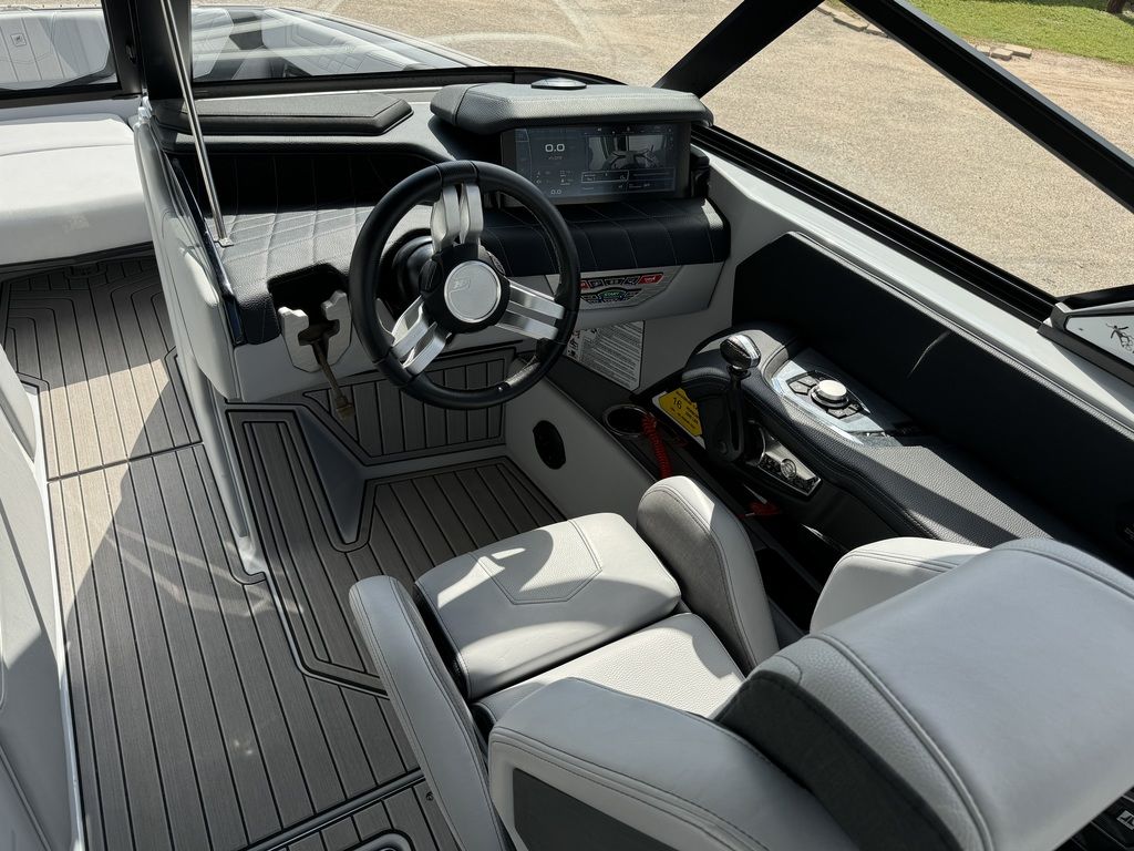 2023 Nautique Super Air Nautique G23