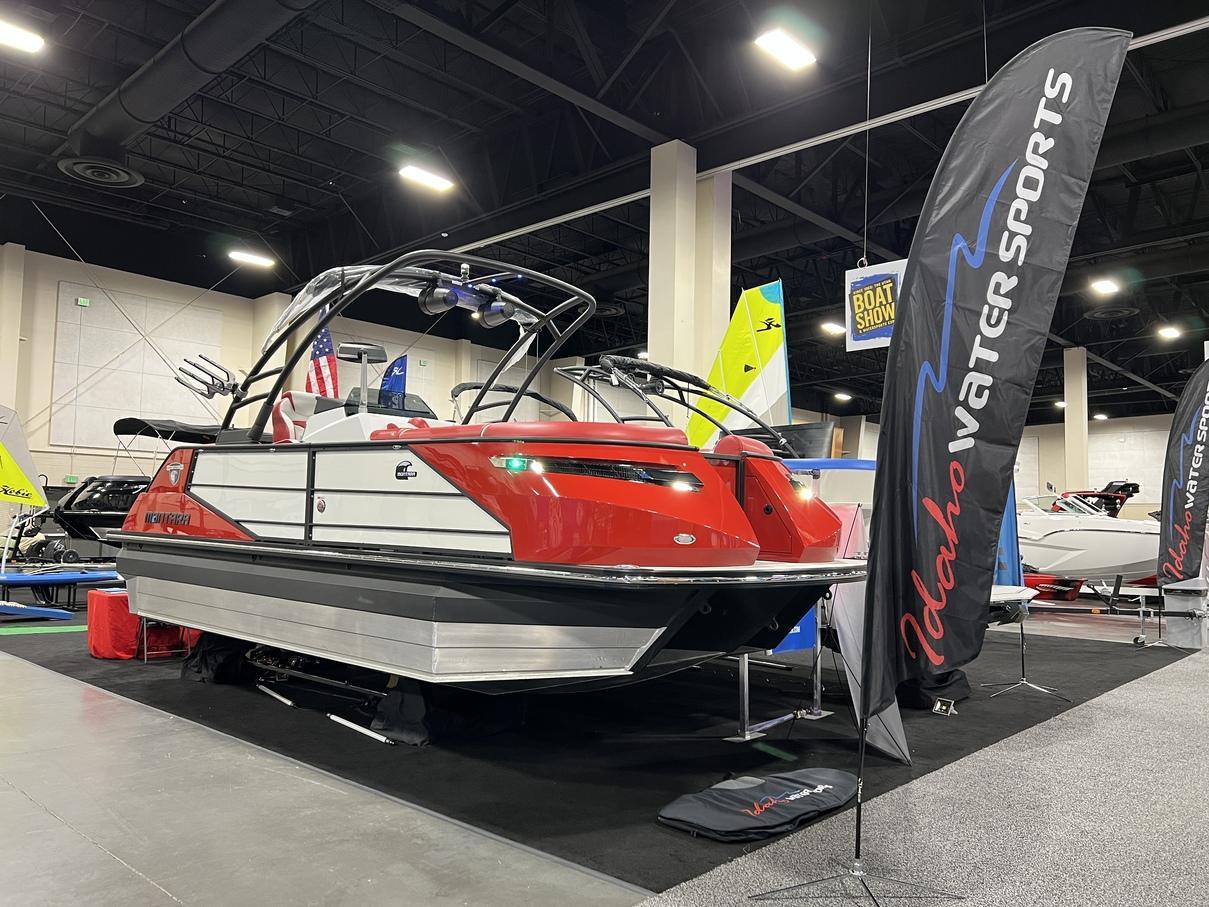 boat.Title