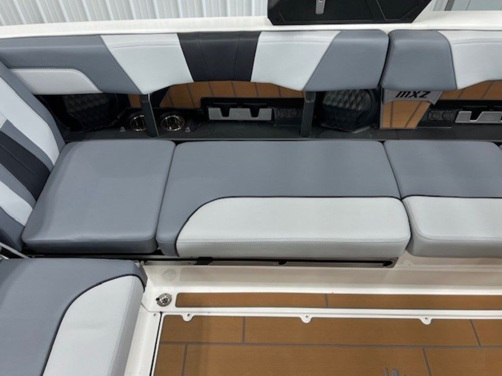 2024 Malibu Boats 24 MXZ