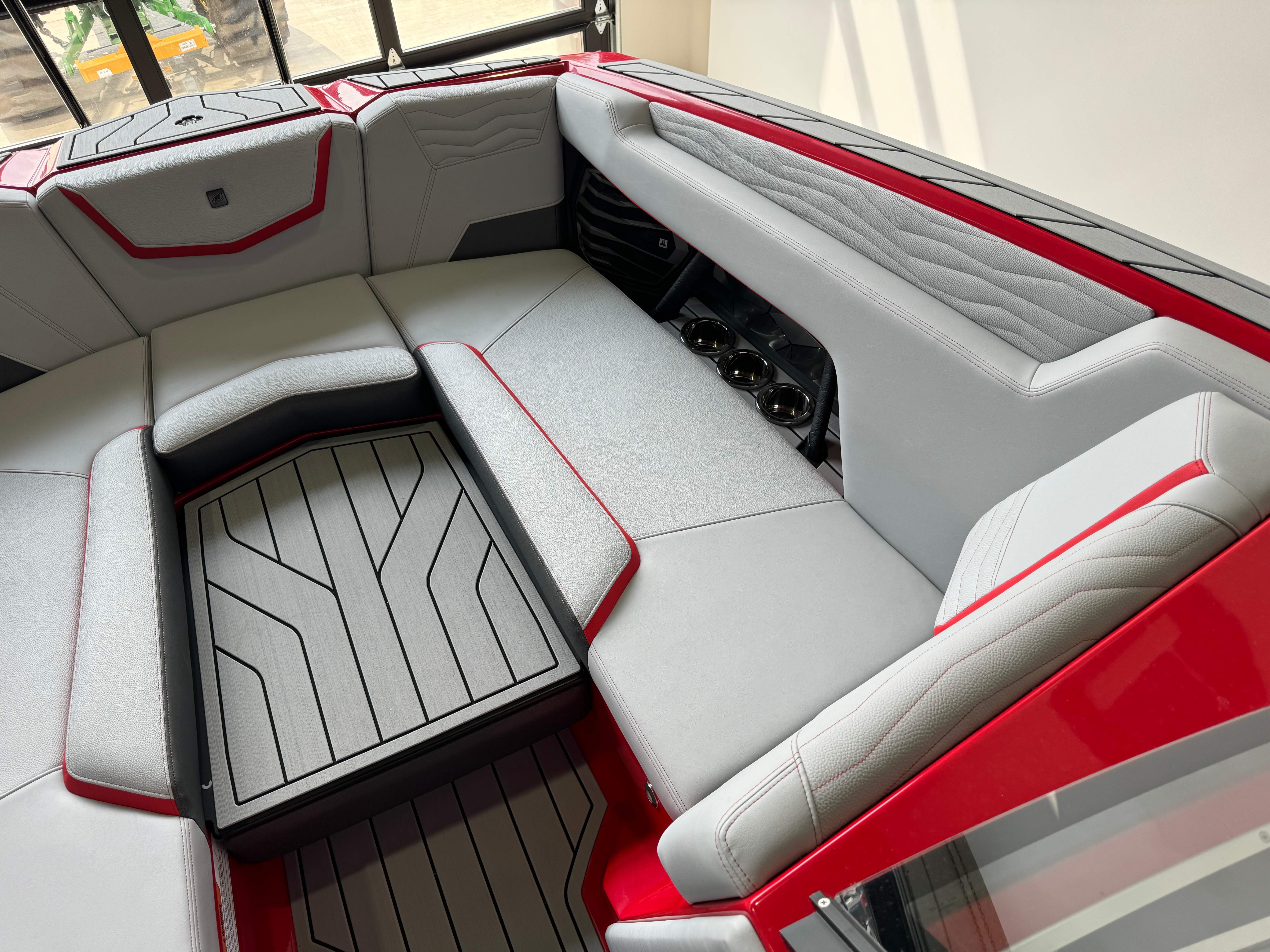 2025 Nautique Super Air Nautique G25