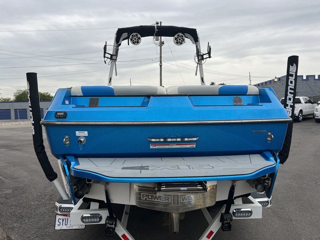 2021 Axis Wake Research T23