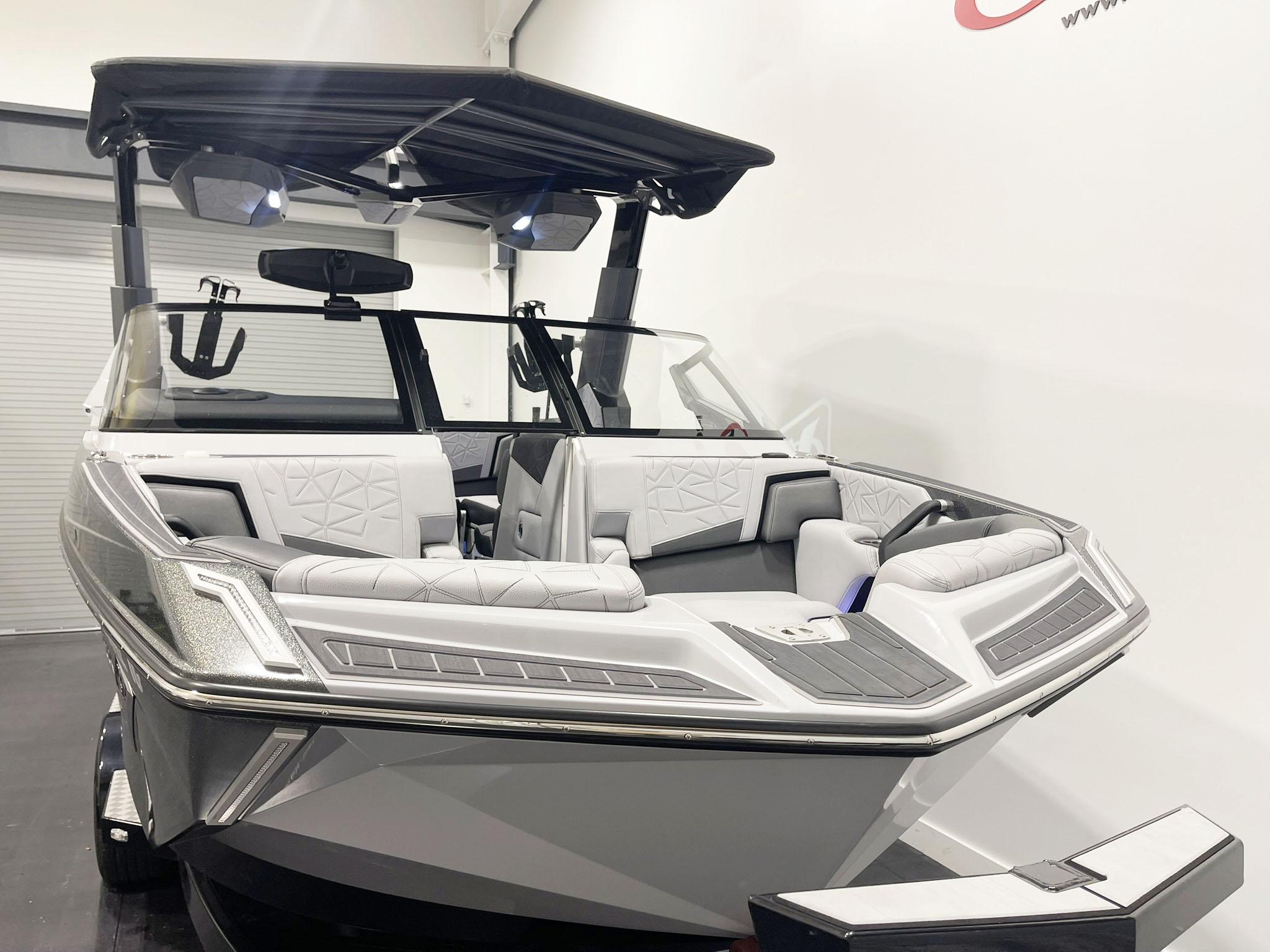 2022 Nautique Paragon 23