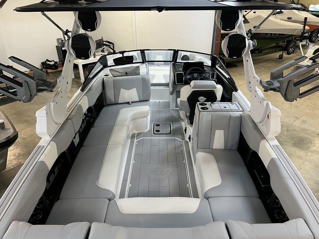 2024 Malibu Boats 24 MXZ