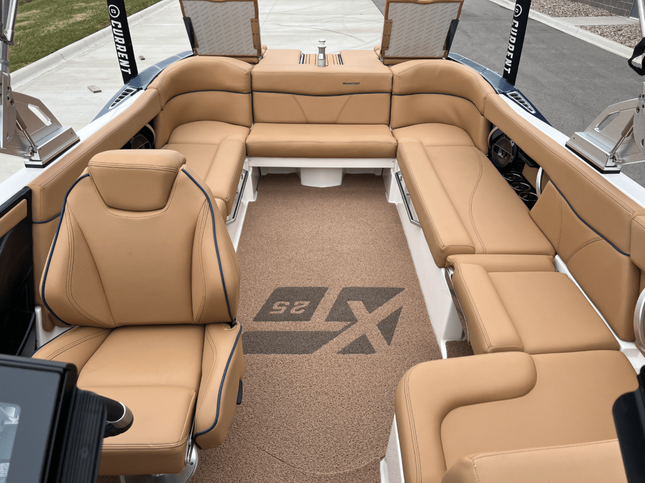 2022 MasterCraft XT25