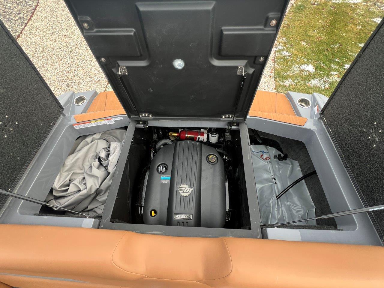 2025 Axis T250