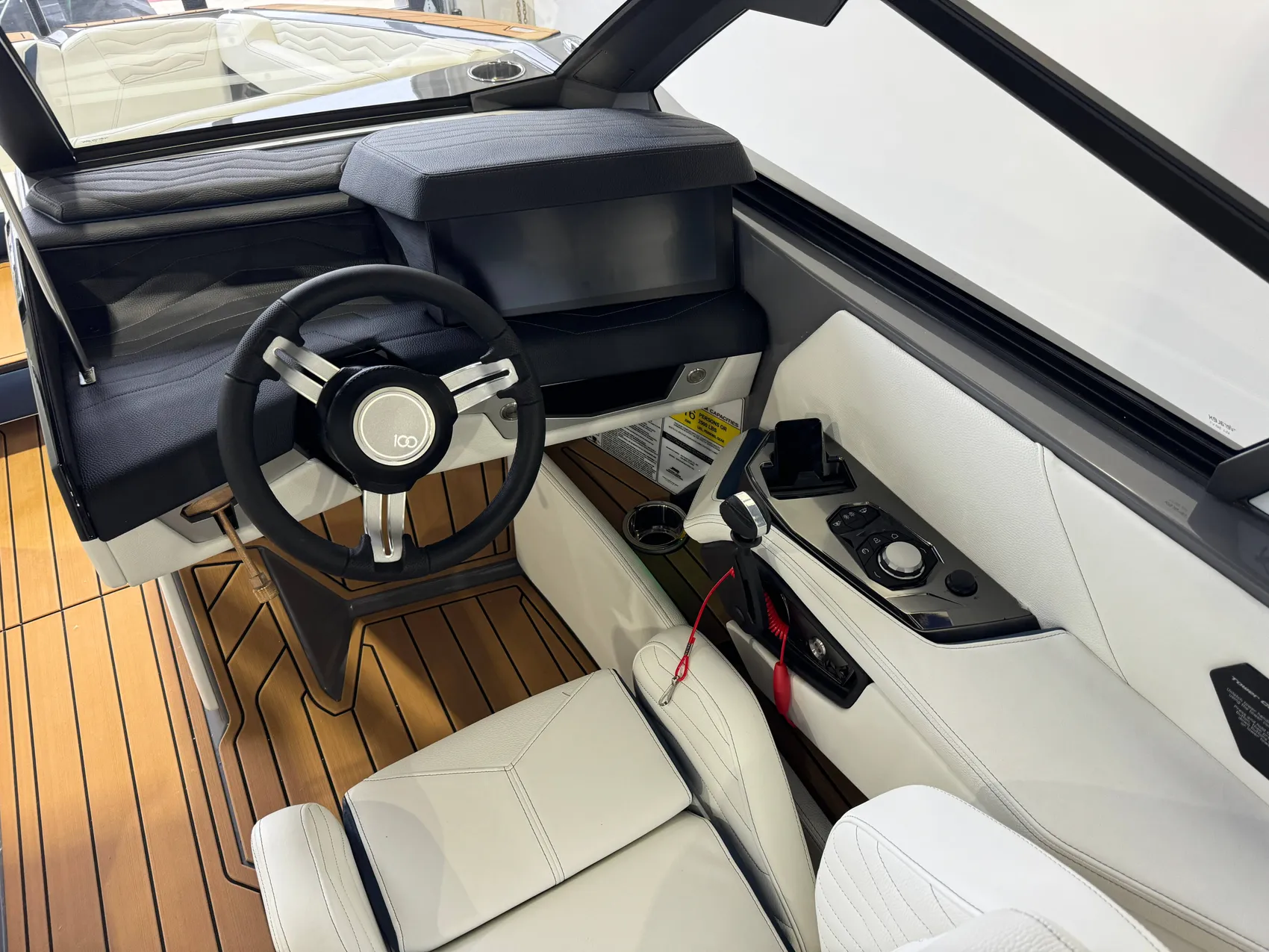 2025 Nautique G23q