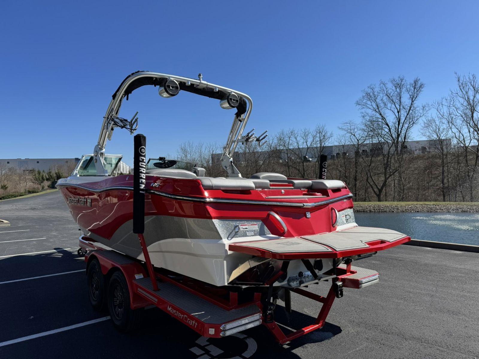 2018 MasterCraft XT23