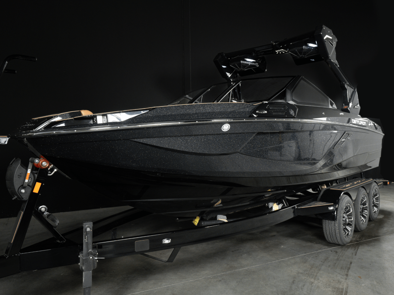 2025 Centurion Ri230 – Black Metal Flake / Gunmetal Flake