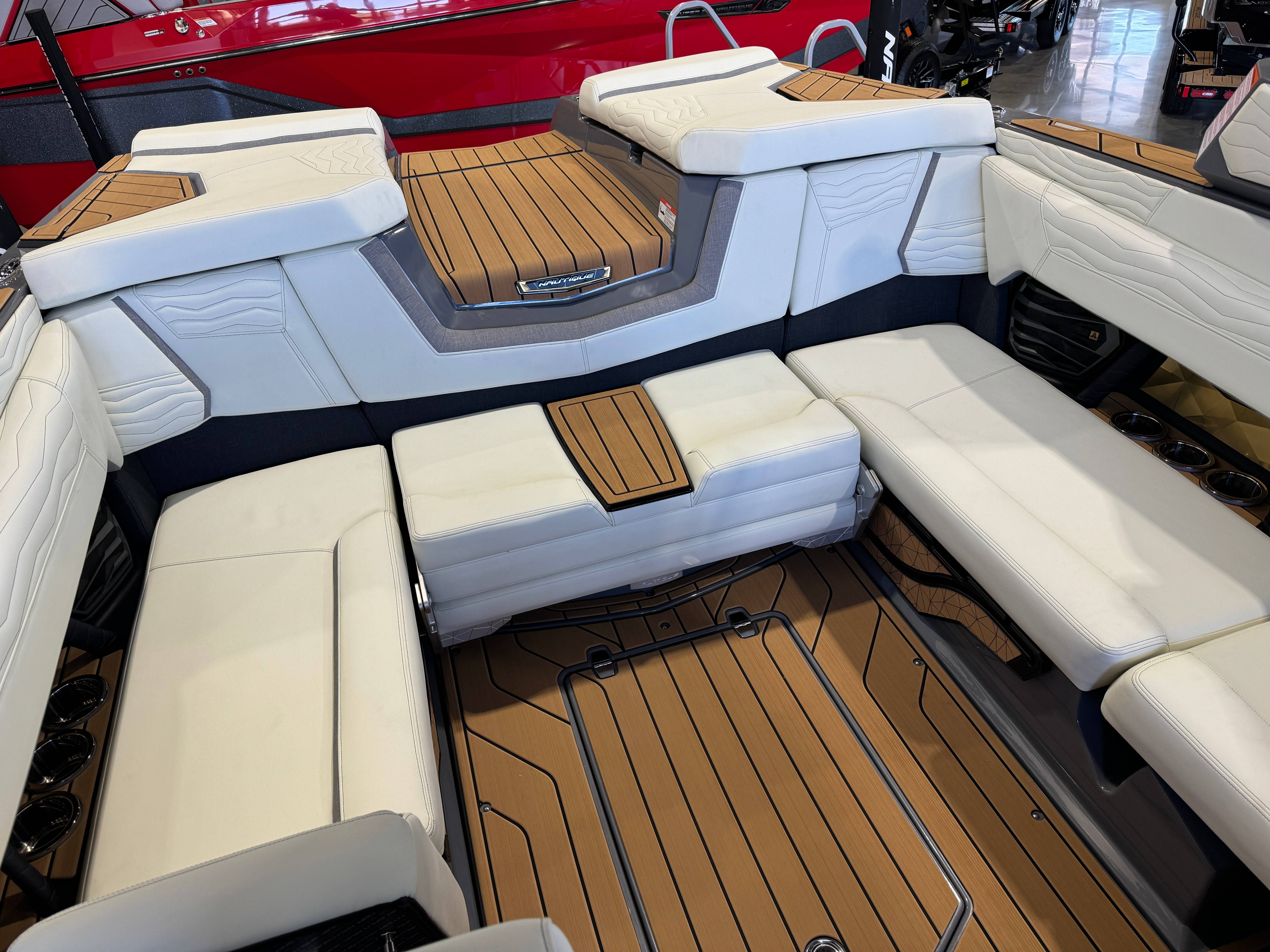 2025 Nautique Super Air Nautique G23