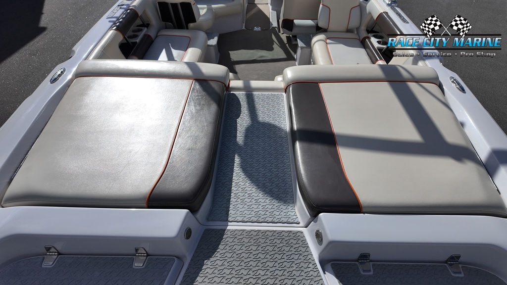 2008 Nautique 236