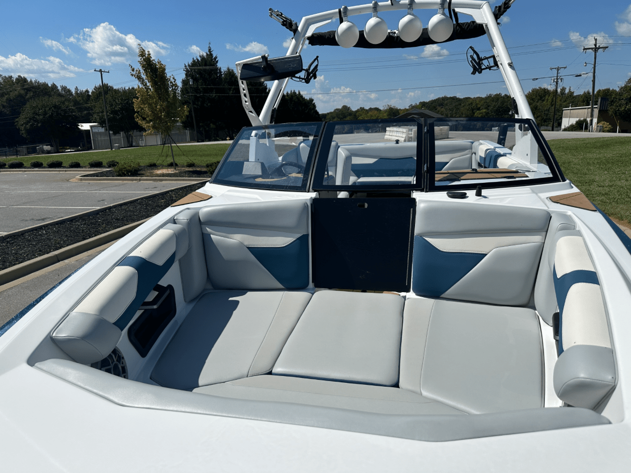 2022 Axis A24