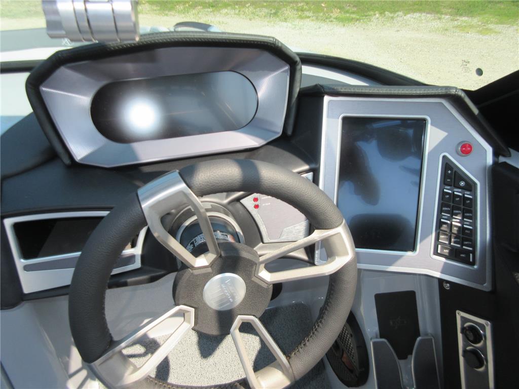NEW 2023 Mastercraft X26