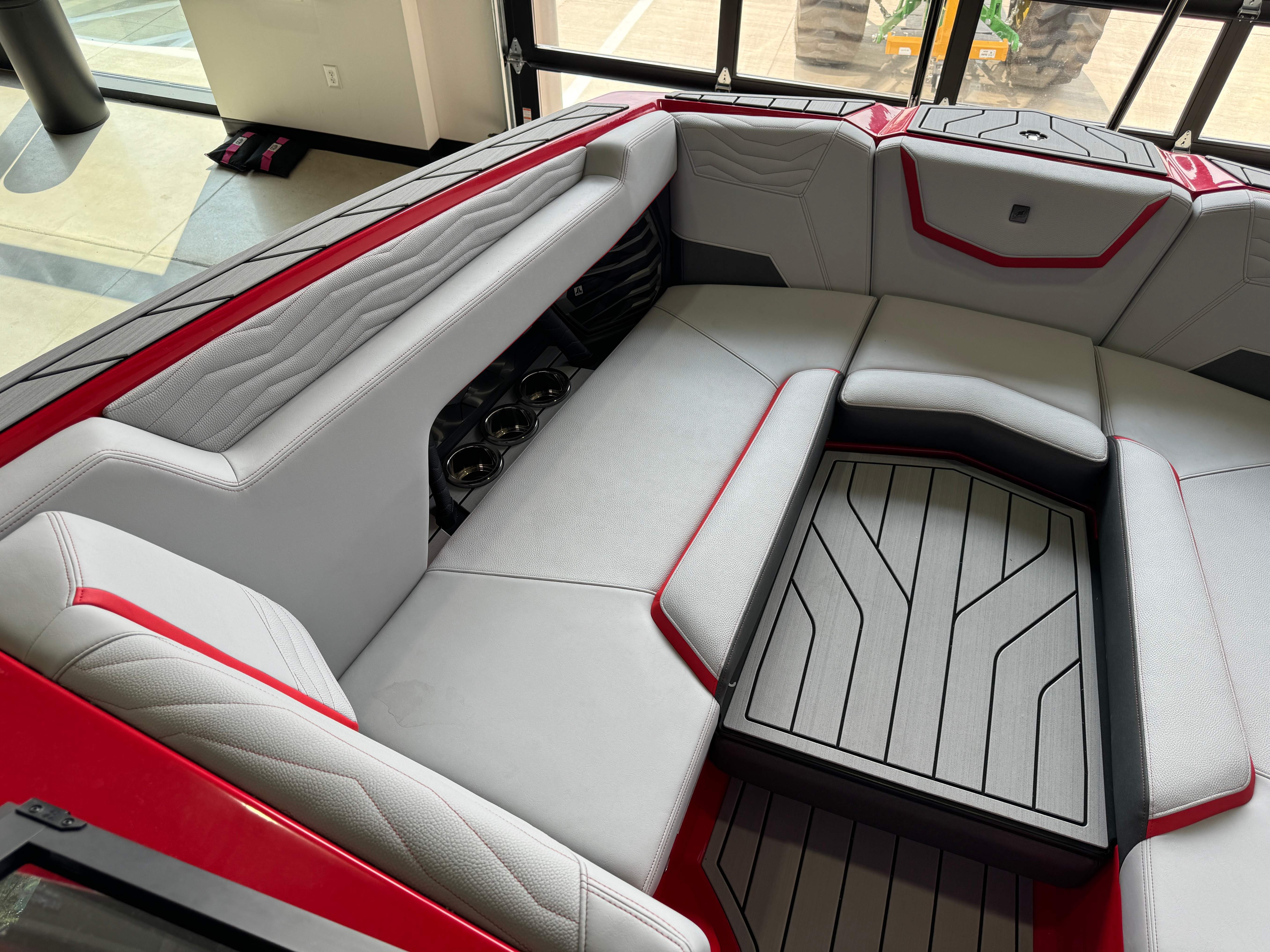 2025 Nautique Super Air Nautique G25