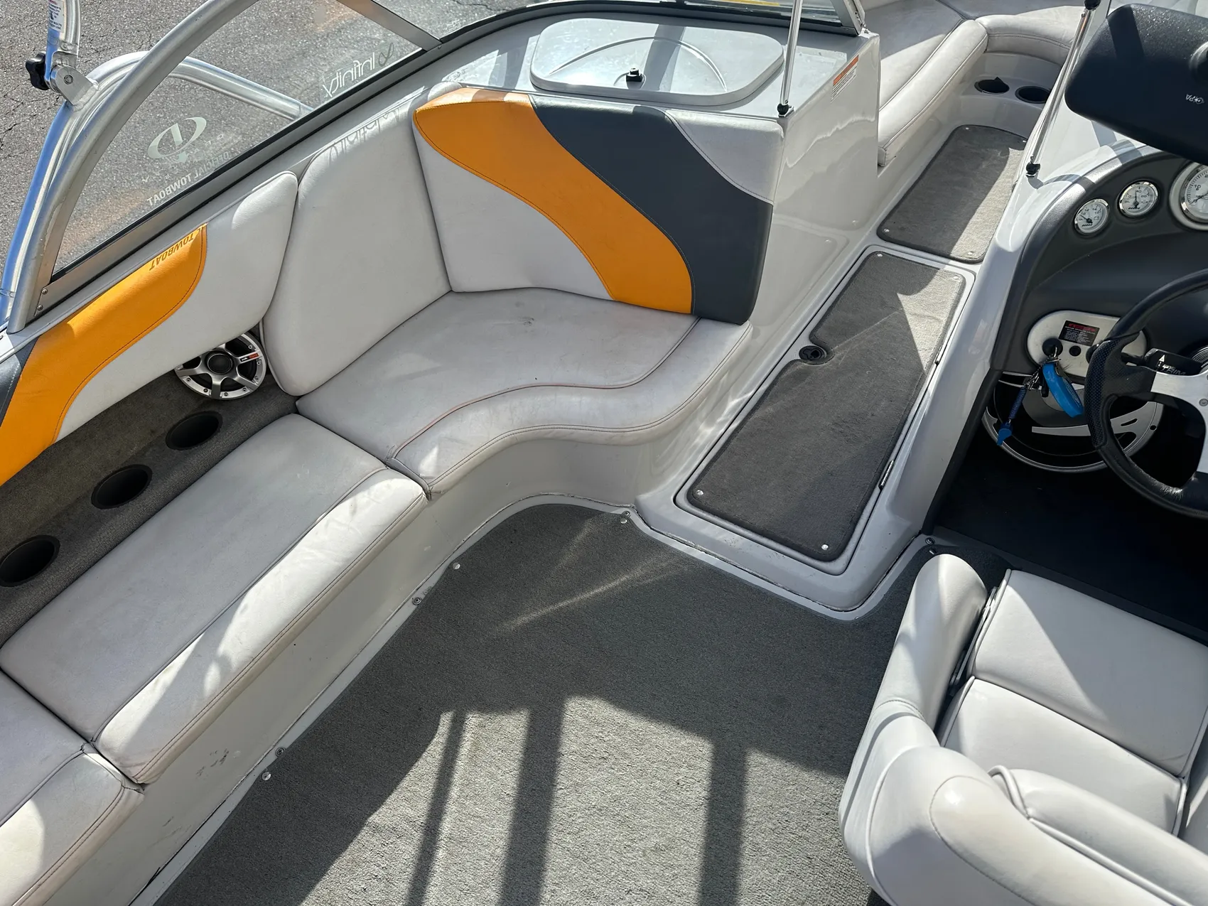 2004 Moomba Mobius LSV