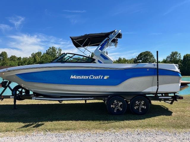2024 MasterCraft XT24