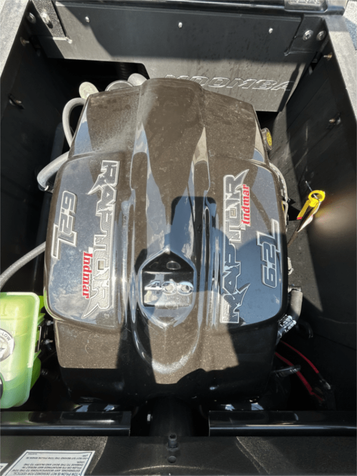 2015 MOOMBA MOBIUS LSV. VERY CLEAN!!