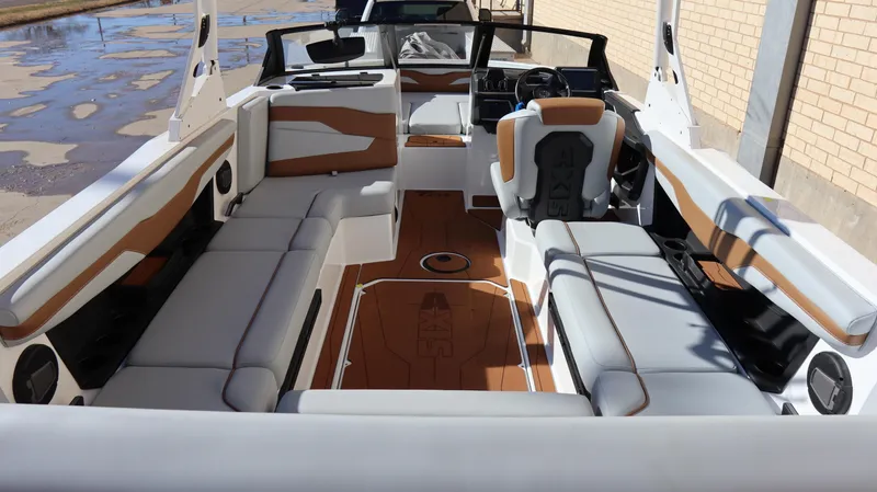 2025 AXIS T-SERIES T235