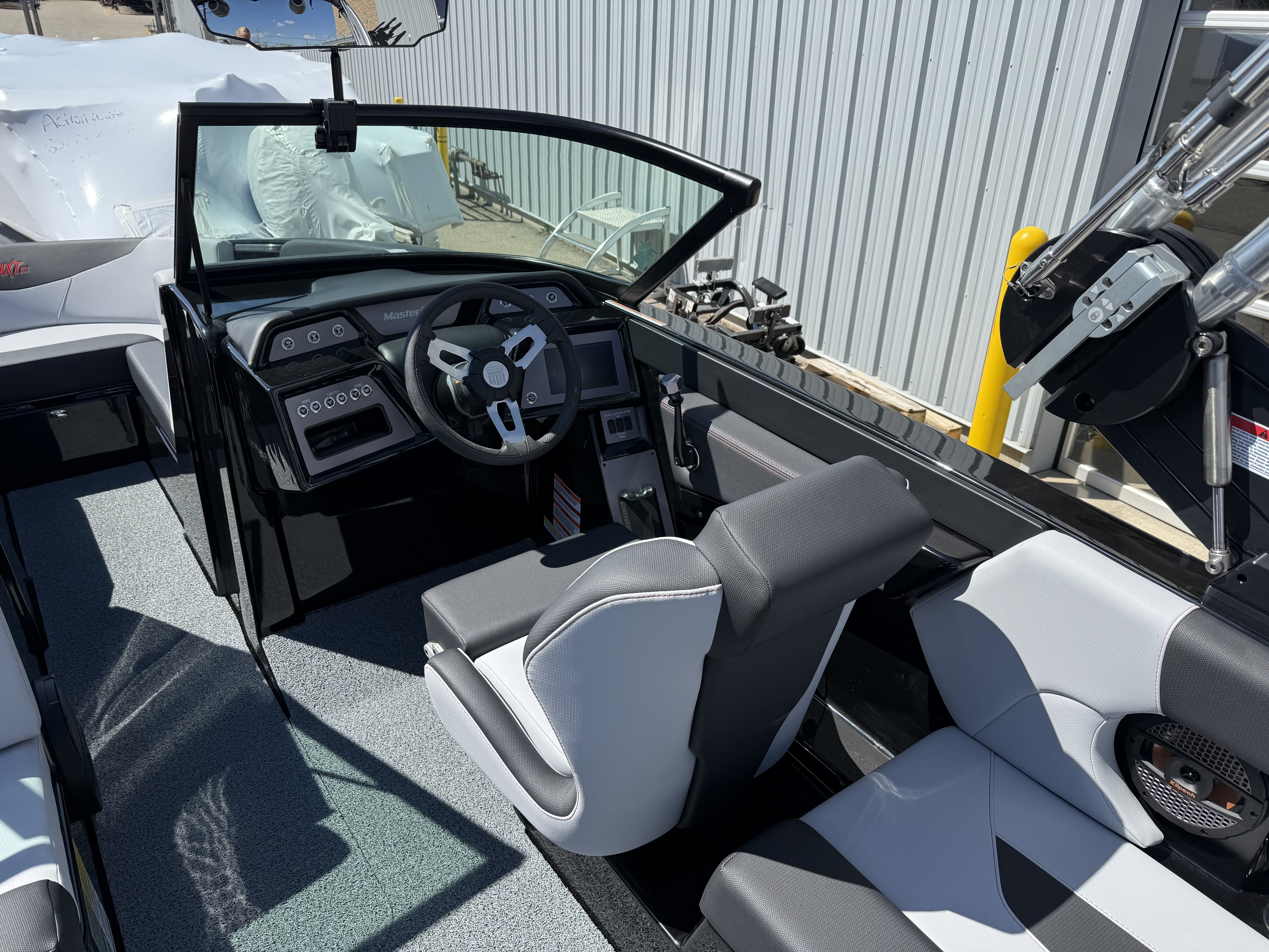 2024 MasterCraft NXT21