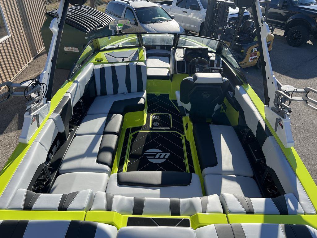 2024 Malibu Boats 22 LSV