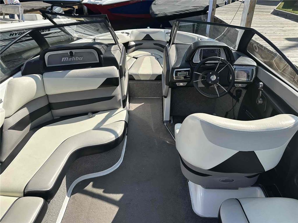 2014 Malibu Wakesetter 23LSV