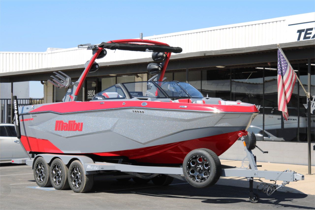 2025 Malibu 25 LSV