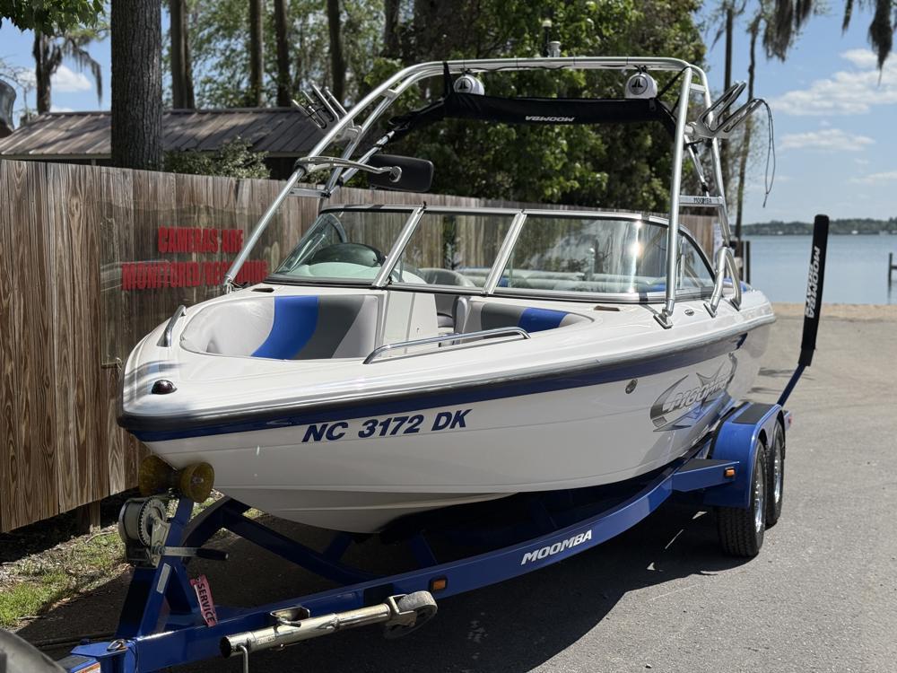 2008 Moomba Outback V