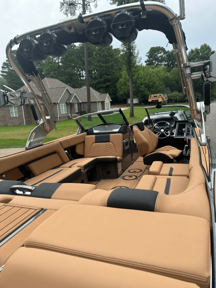 2021 Mastercraft X24 FastFiill, dual screens, 4 tower speakers, low pro trailer, heater, and MORE