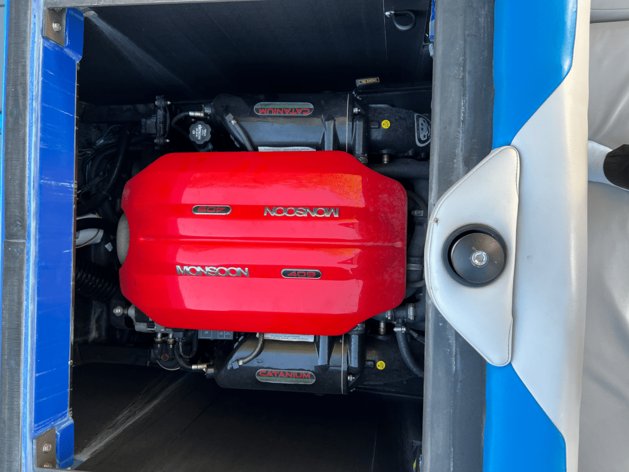 Axis Boats A24 V-Drive 24 2018