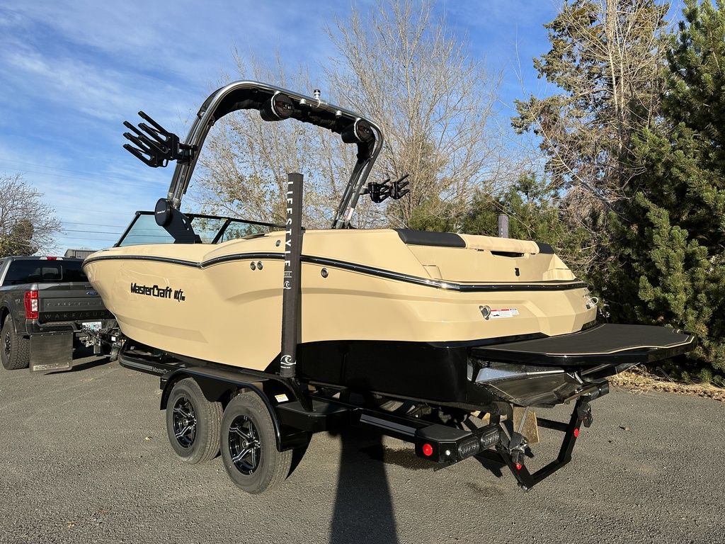 2024 MasterCraft NXT23