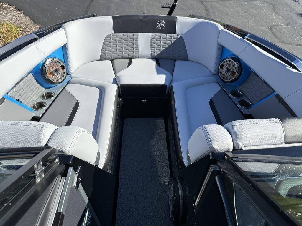 2022 MasterCraft X24