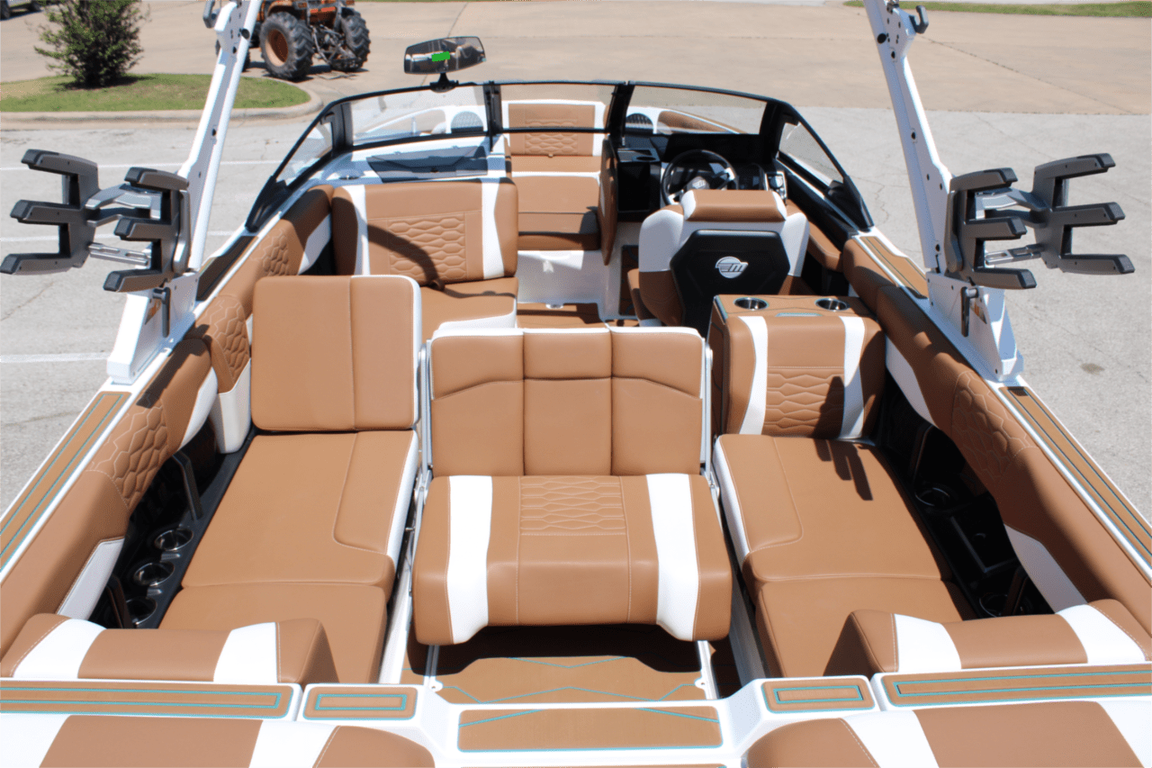 2025 Malibu 24 MXZ