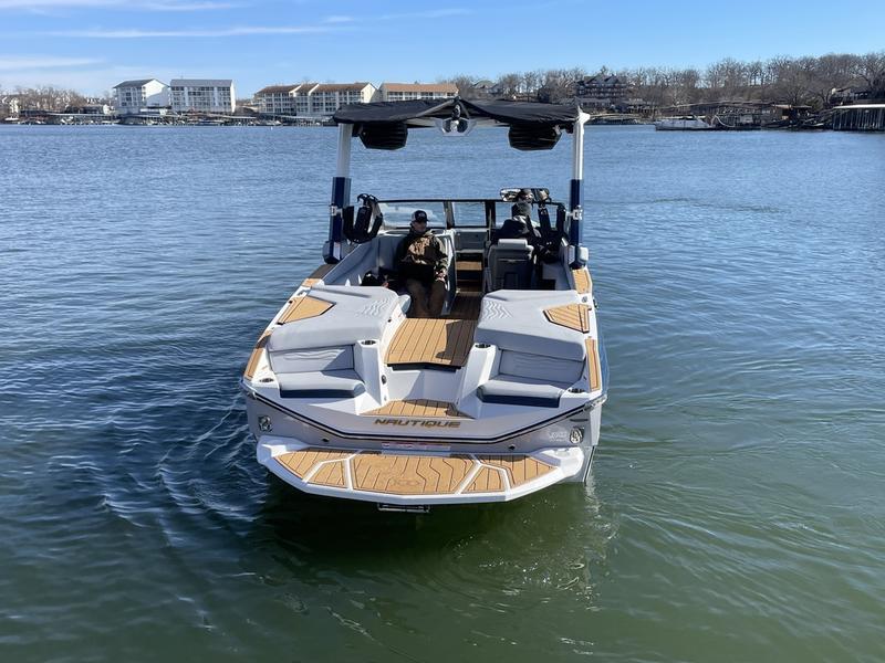 2025 Nautique G25
