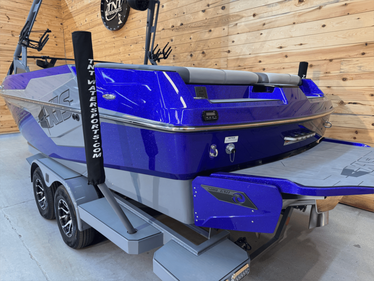 2021 Axis T23