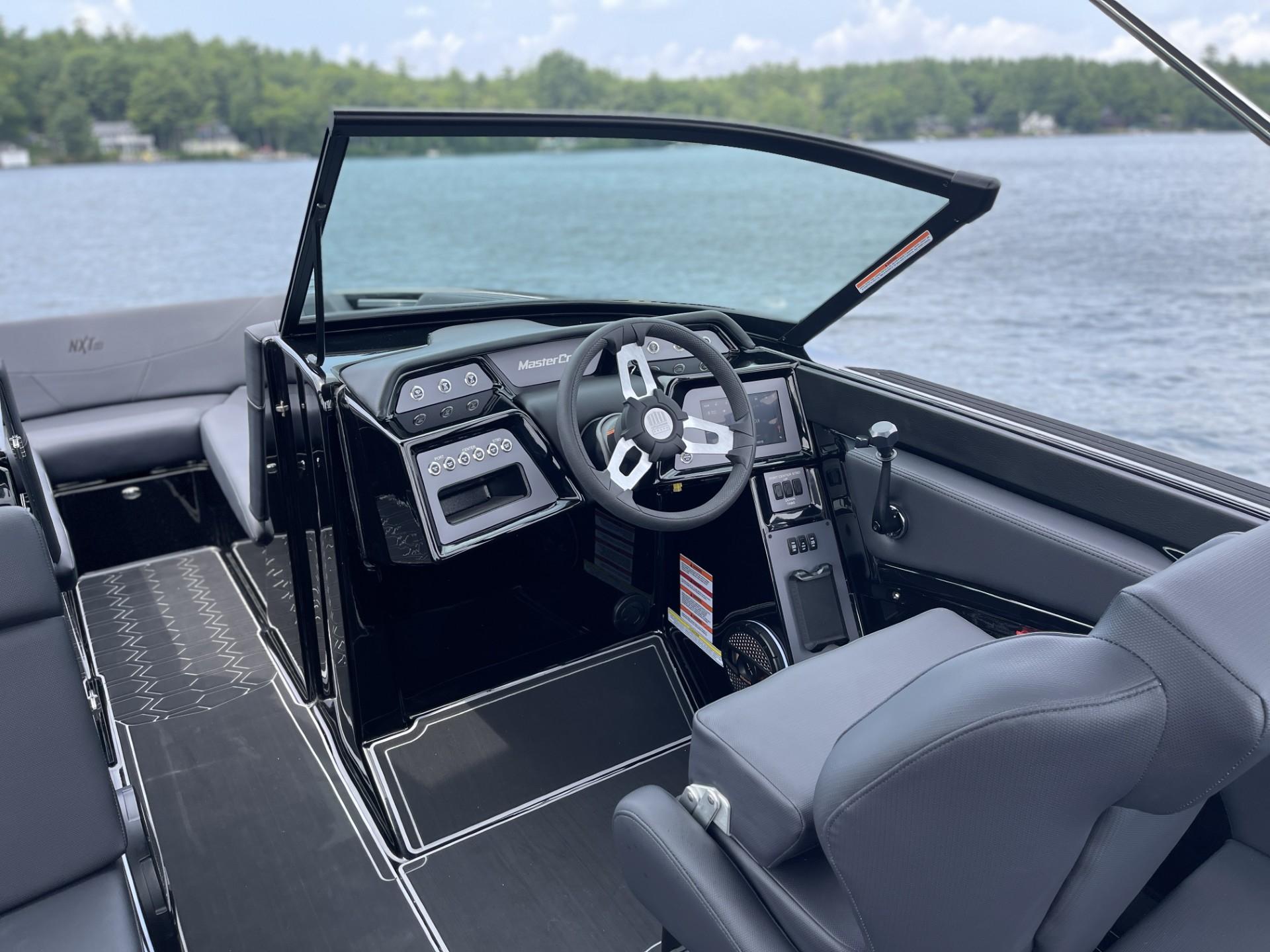 2025 MasterCraft NXT22 ICON