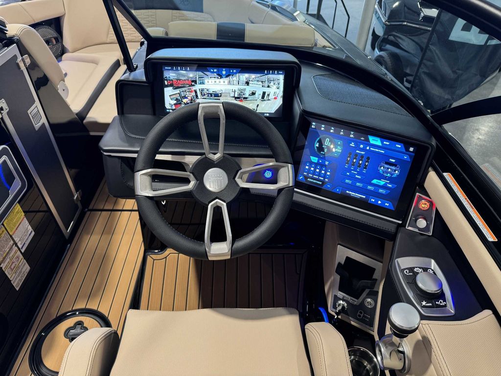 2025 MasterCraft X24