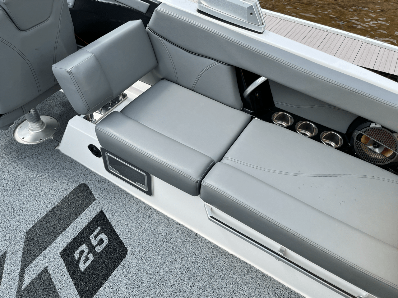 2019 MasterCraft XT25