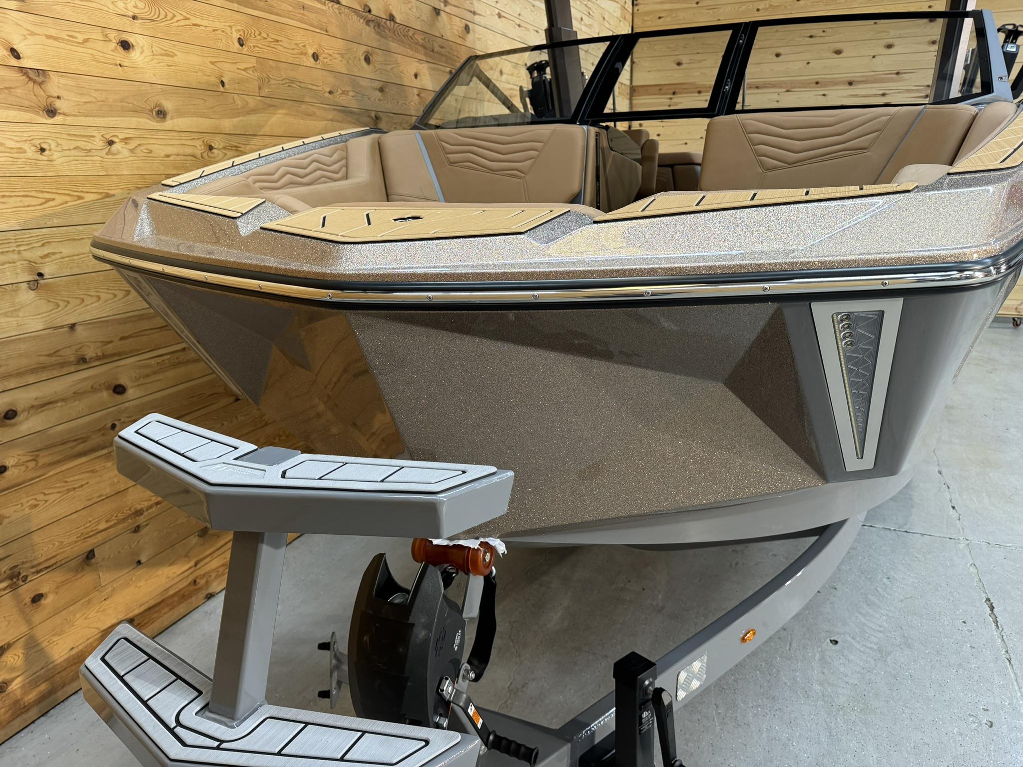 2025 Nautique G23 Icon