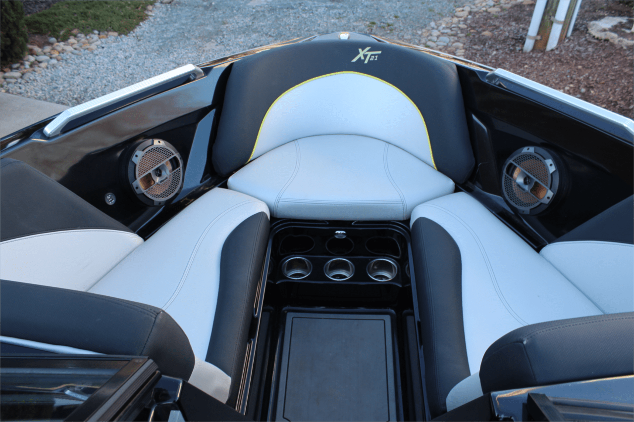 2018 Mastercraft XT21
