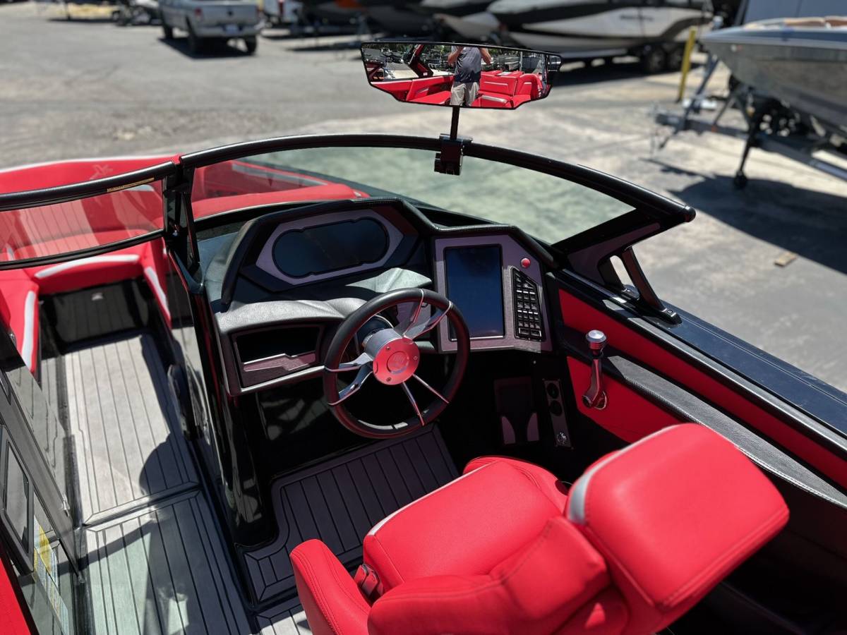 2022 MasterCraft XStar S