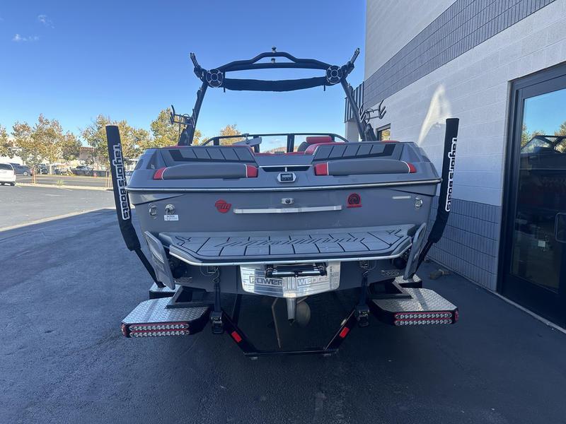 2021 Malibu 23 MXZ