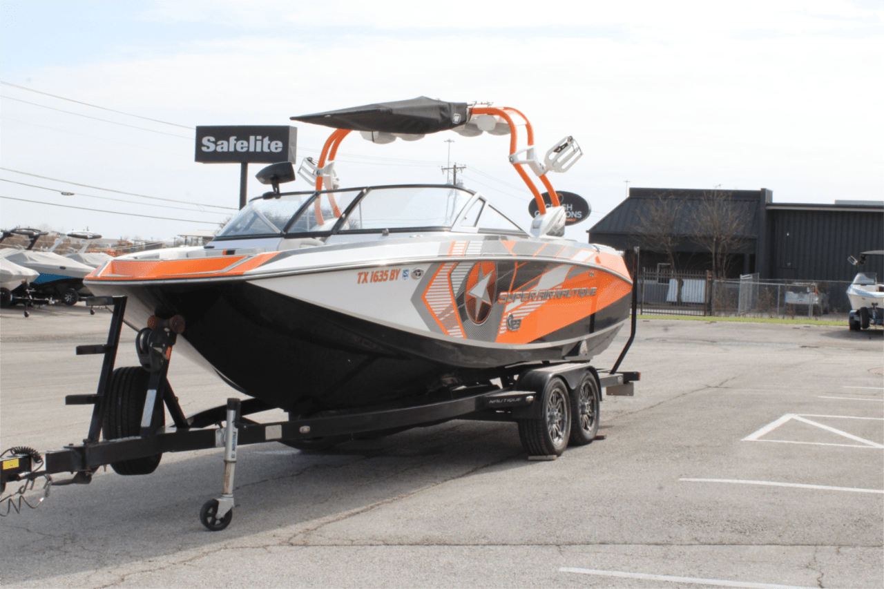 2013 Nautique G23