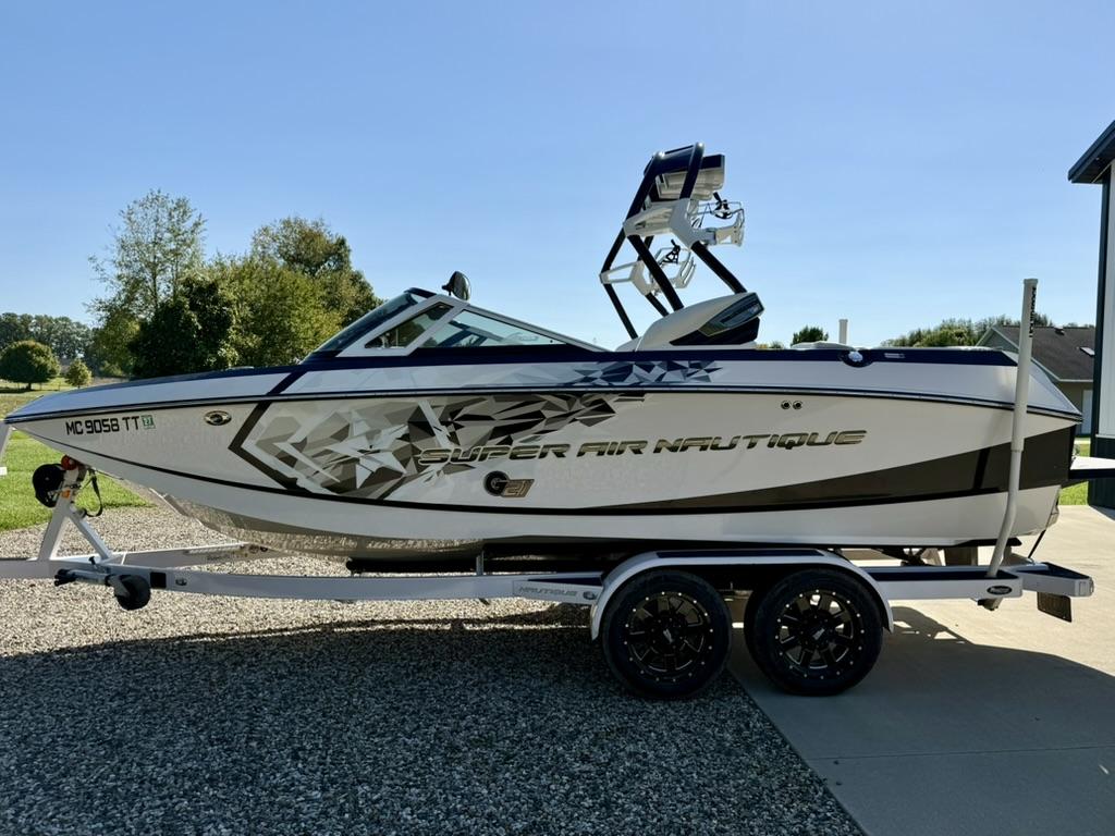 SUPER CLEAN! Super Air Nautique G21 Fully Loaded