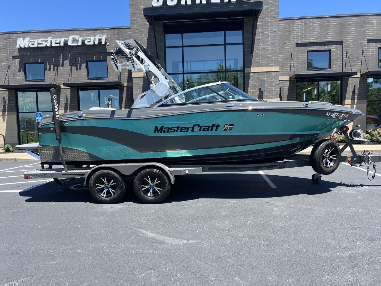 2017 Mastercraft XT21