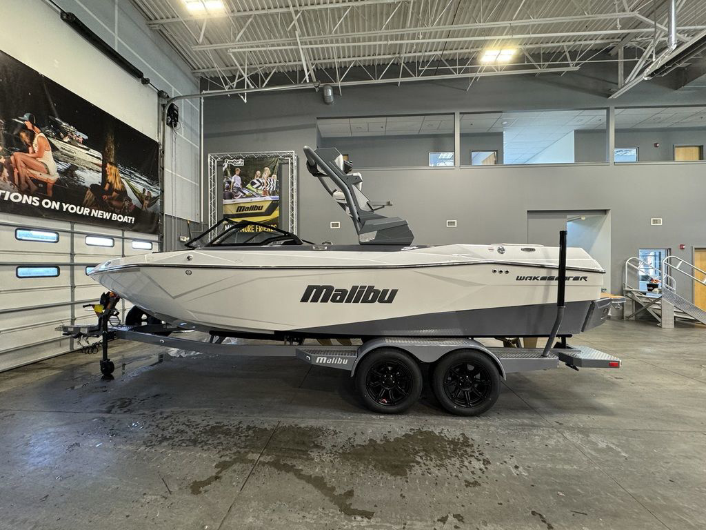 boat.Title