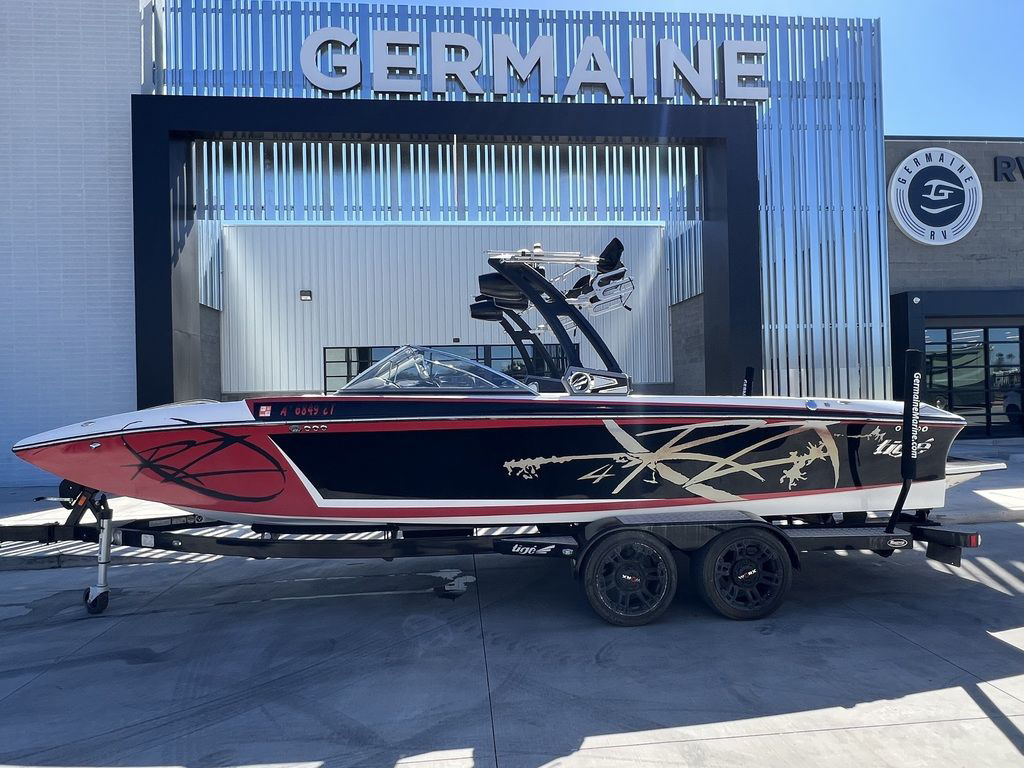 boat.Title