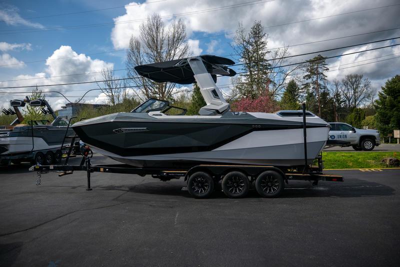 boat.Title