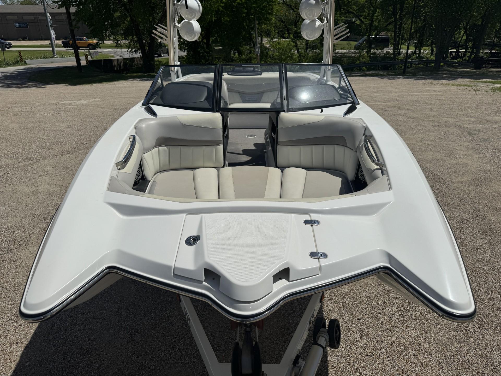 2012 Malibu 22 MXZ
