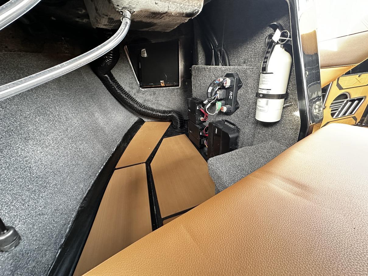 2024 Malibu 25 LSV