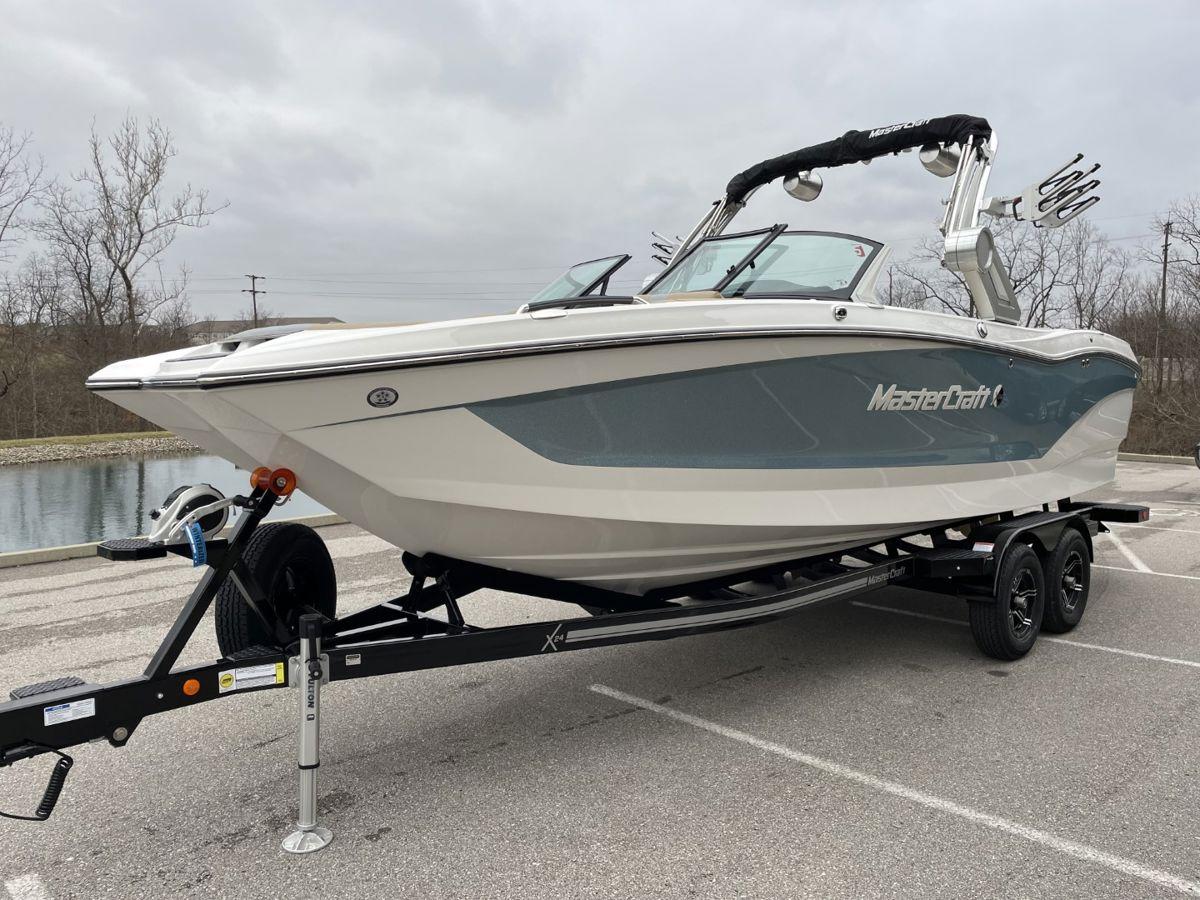 2023 MasterCraft X24