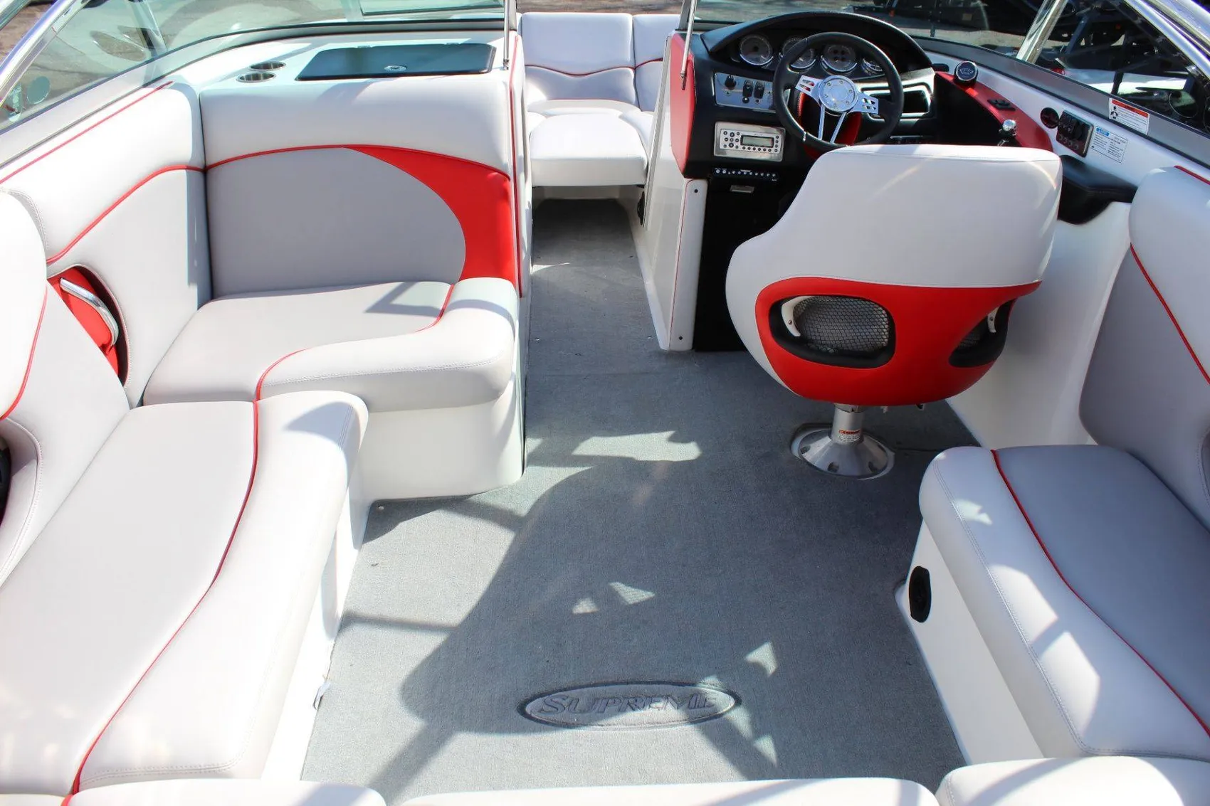 2011 Supreme V226